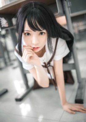 白衣校花与大长腿小说全免费_1080全集在线观看